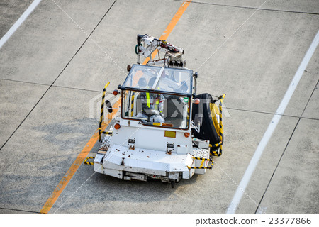 Osaka airport work vehicle Osaka airport work vehicle 23377866