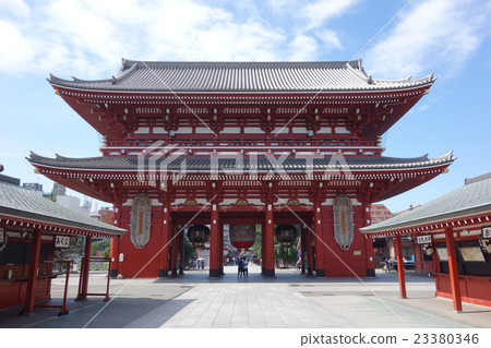 Asakusadera的Takaragura門 23380346