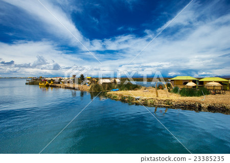 Totora boat on the Titicaca lake near Puno, Peru 23385235