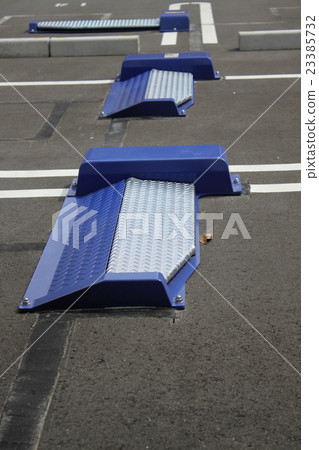 Parking Lot Parking Lot 23385732