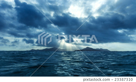 Indian Ocean, Island, Sunset Indian Ocean, Island, Sunset 23387310