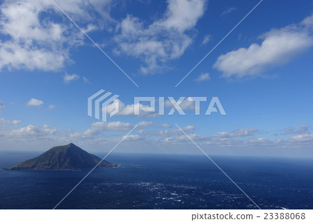 Hachijojima·Hachijo Fuji Hachijo Kojima從中間觀看。東京八丈町2016年1月10日 23388068