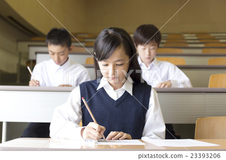 中學生的形象 23393206