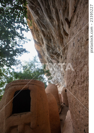 Troglodyte village, Burkina faso Troglodyte village, Burkina faso 23395227