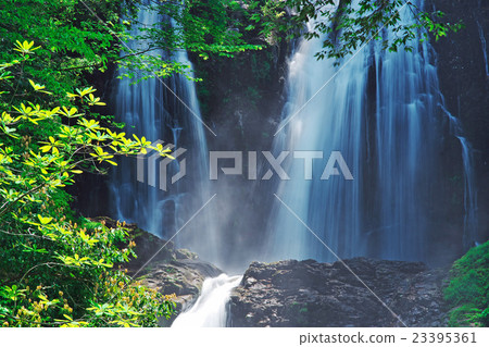 Yae Falls Waterfall (Kakeai Town, Yunnan City, Shimane Prefecture) Yae Falls Waterfall (Kakeai Town, Yunnan City, Shimane Prefecture) 23395361