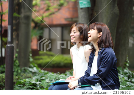 有趣的校園生活 23396102