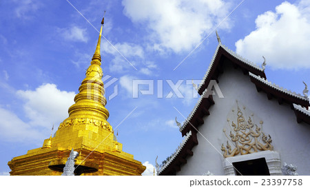 Wat Chae Haeng and Pagoda 23397758