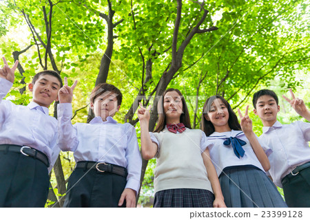 Middle school student, classmate Middle school student, classmate 23399128