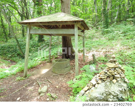 A well of a Goshado 23402769