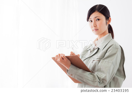 工作服婦女，剪貼板 23403195