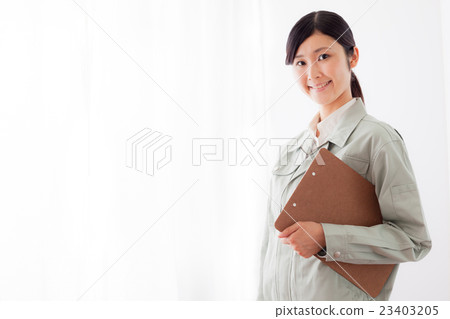 工作服婦女，剪貼板 23403205