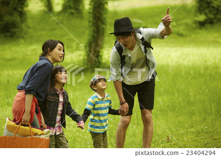 Outdoor family Outdoor family 23404294