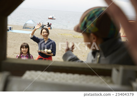 Family camp food 23404379