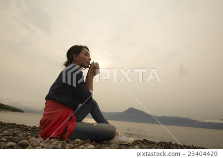 女性肖像 女性肖像 23404420