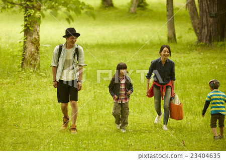 Outdoor family 23404635