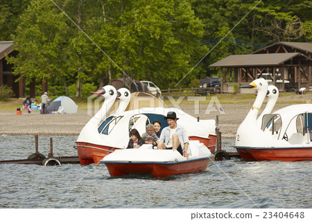 Outdoor family 23404648