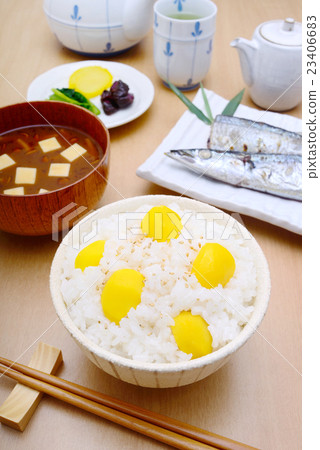 Chestnut rice 23406683