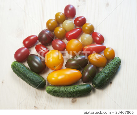 Tomatoes and cucumbers collection 23407806