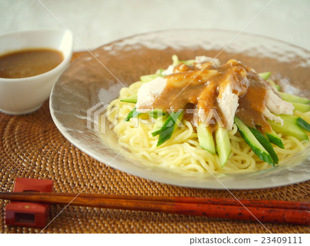 棒雞肉麵條藤條(橫位) 棒雞肉麵條藤條(橫位) 23409111