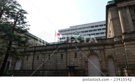日本銀行走下坡路 23410542