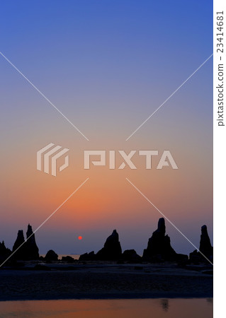 Dawn of the Hashima-iwa 23414681