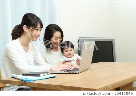 Working mother and grandmother and baby Working mother and grandmother and baby 23415049