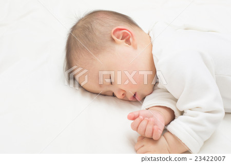 Baby's nap Baby's nap 23422007