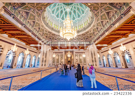 Sultan Qaboos Grand Mosque (Oman, Muscat) 23422336