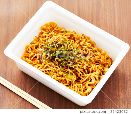 Cup fried noodles 23423082