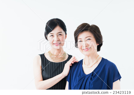 Active Senior Active Senior 23423119