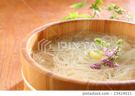 麺 麺 23424011