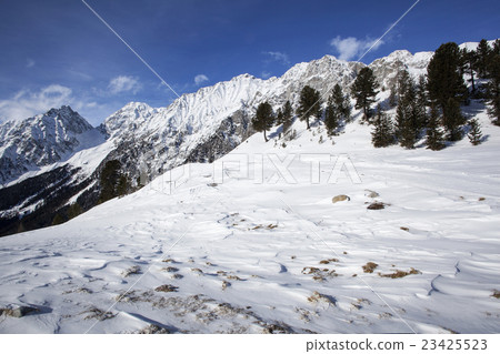 Border crossing Staller Sattel of Tirol to Italy 23425523