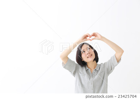 Young female image 23425704