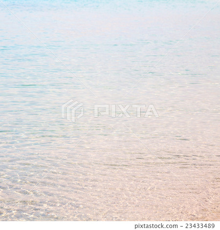 in oman the color and reflex blurred  23433489