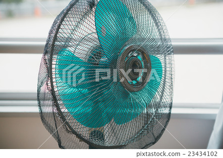 電風扇 扇子 學校 23434102