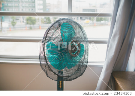 電風扇 扇子 學校 23434103