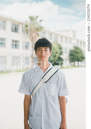 高中生 男生 男 23435074