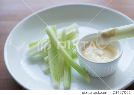 celery celery 23437061