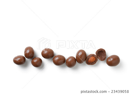 chocolate with almonds 23439058