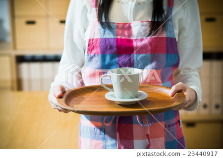 Housewife (coffee) 23440917