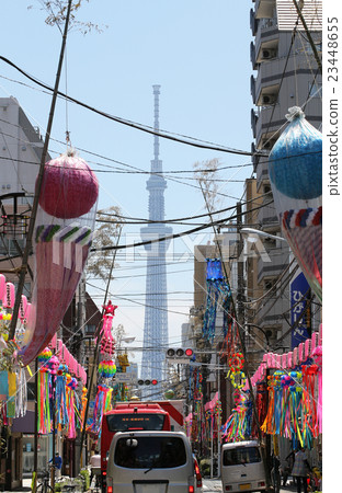 華麗的銅鑼橋主要街道 23448655