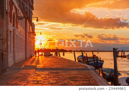 Sunset on canal Cannaregio in Venice, Italy 23449961