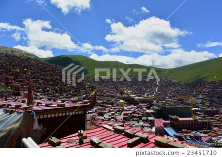 Landscape of Tibet / Larnunggarpa Landscape of Tibet / Larnunggarpa 23451710
