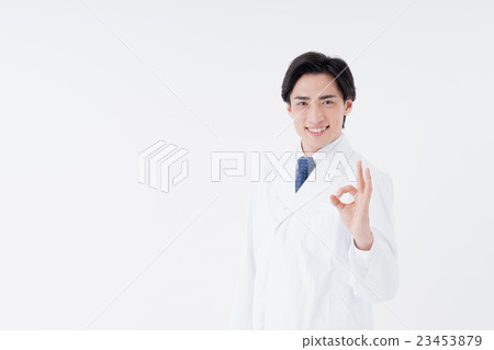 A white coat male 23453879