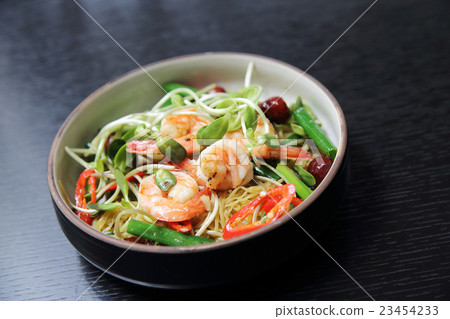 Chinese food shrimp and green vegetable with noodles 23454233