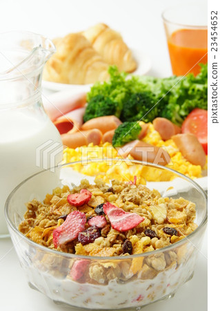 連續早餐 23454652