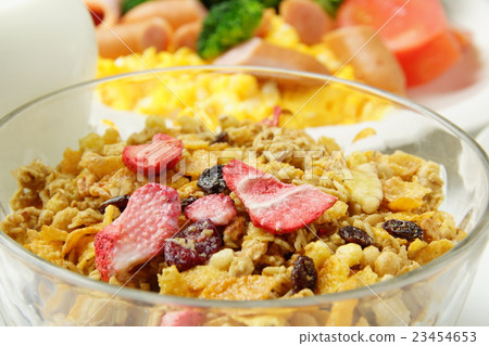 Serial breakfast Serial breakfast 23454653