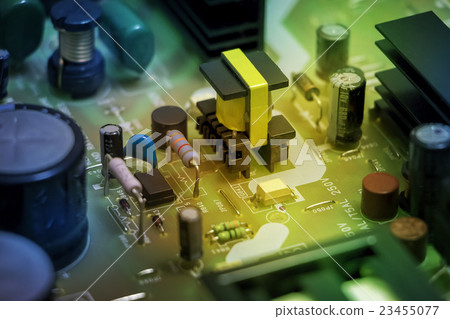 Power supply circuit and electronic parts 23455077