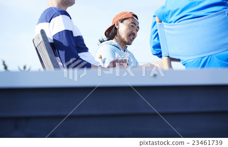 Seaside family life 23461739