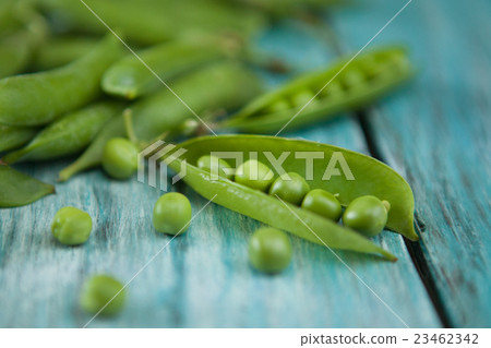 Fresh green peas 23462342